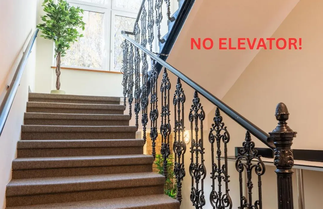 Hotel Schoenbrunn By Vienna Living Apartments-1